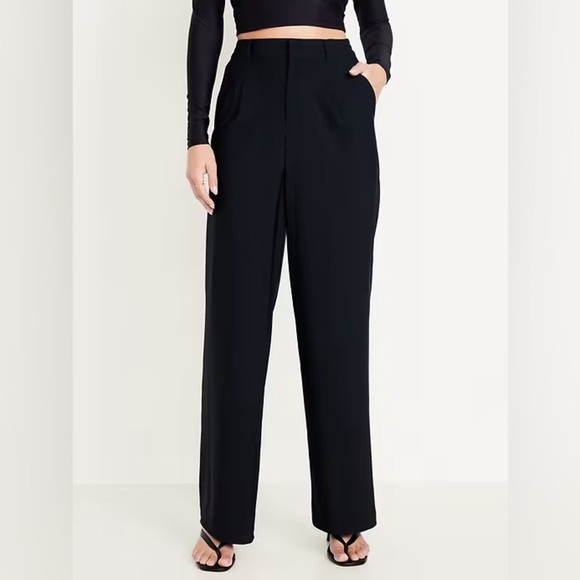 Old Navy Pants - NWT! Old Navy High-Waisted SleekTech Trouser Pants in Black 🛍️